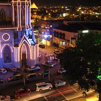 Cathedral Pereira by night