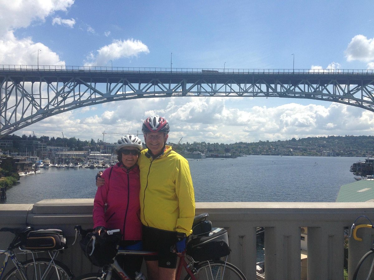 bike tours seattle