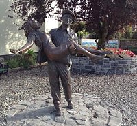 John Wayne & Maureen O'Hara in Cong County Mayo