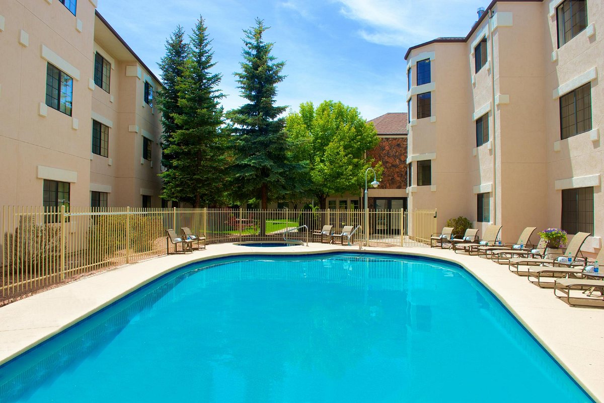 Embassy Suites by Hilton Flagstaff, hotell i Flagstaff
