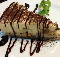 Tiramisu cake
