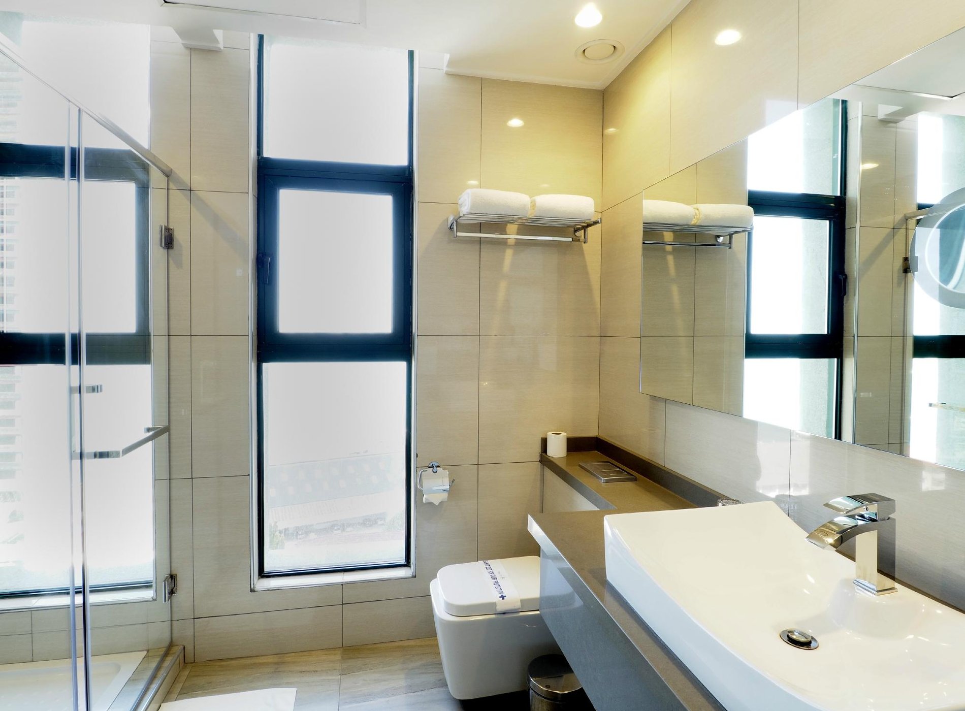 Harbour View Suites by null