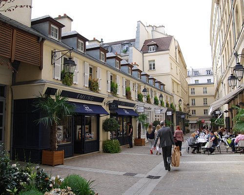 Paris France, Paris Luxury Shopping Streets, Spring 2022