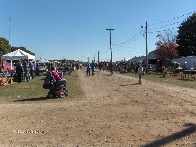 Centreville Michigan Antique Vintage Flea Market 2021 All You Need To Know Before You Go With Photos Tripadvisor [ 480 x 640 Pixel ]