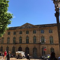 Halle aux Grains - facade