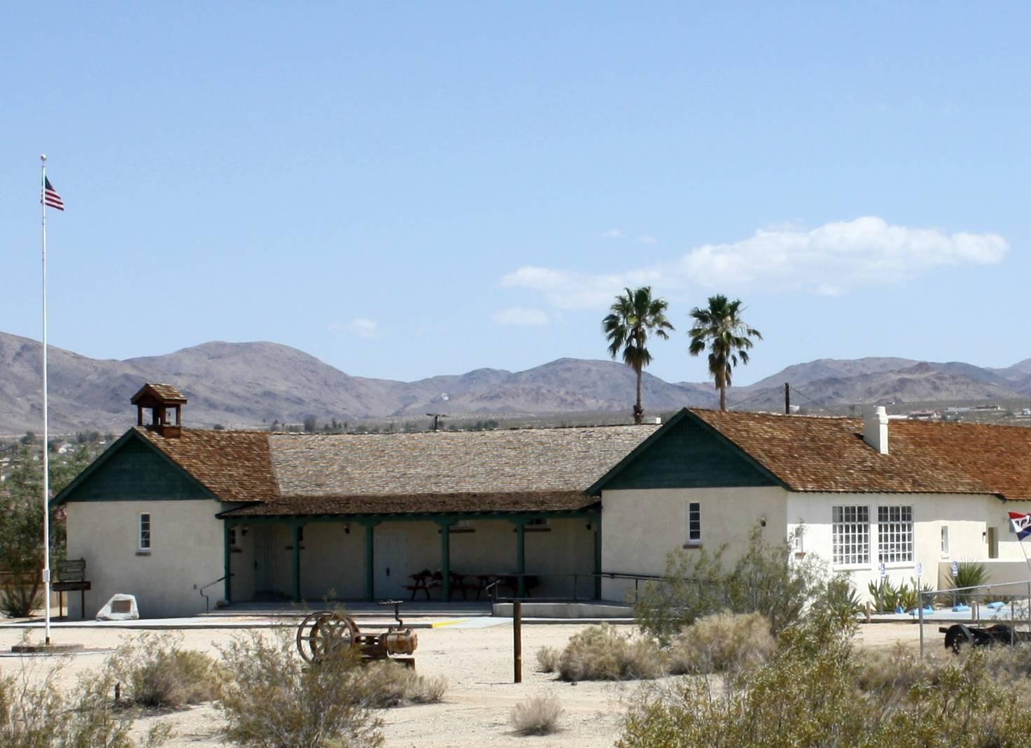 OLD SCHOOLHOUSE MUSEUM (Twentynine Palms): Tutto Quello Che C'è Da Sapere