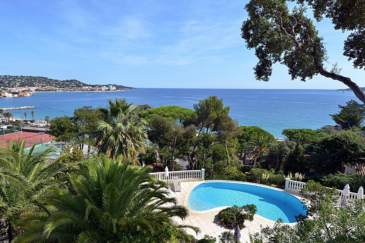 LOU TRELUS - Prices & Condominium Reviews (Sainte-Maxime, France)