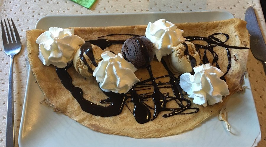 Crêpe mont d or et confusion des sens. Très bon repas