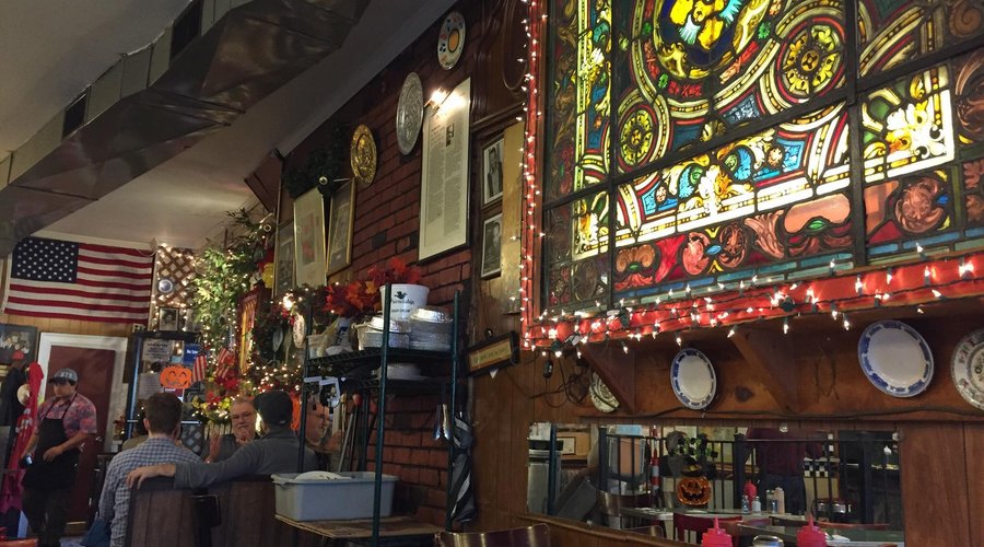 Tom's Restaurant