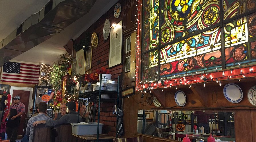 Tom's Restaurant