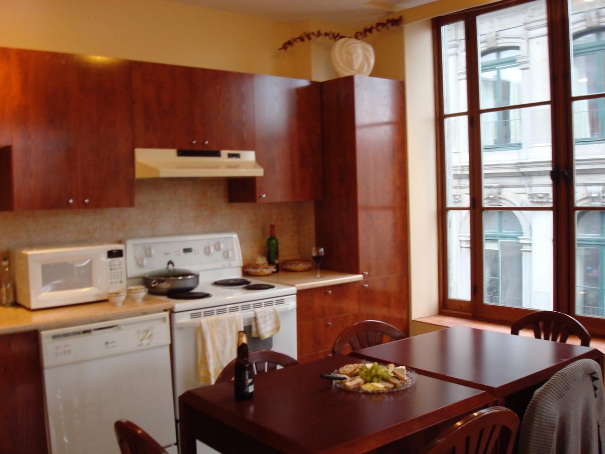 Habitation Du Vieux Montreal Kitchenettes: Pictures & Reviews - Tripadvisor