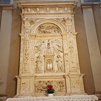 Interior de la Iglesia de San Gregorio Maggiore