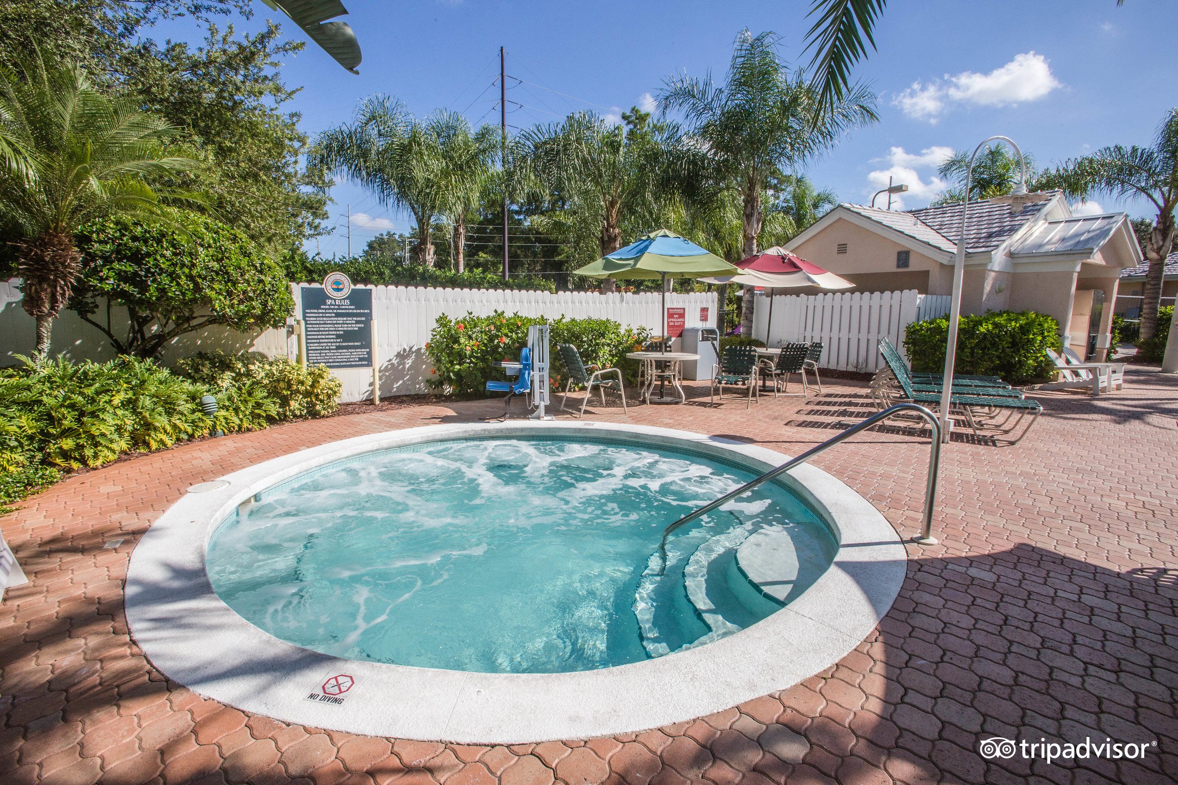 Escape to Cypress Pointe: Your Florida RV Oasis Awaits!