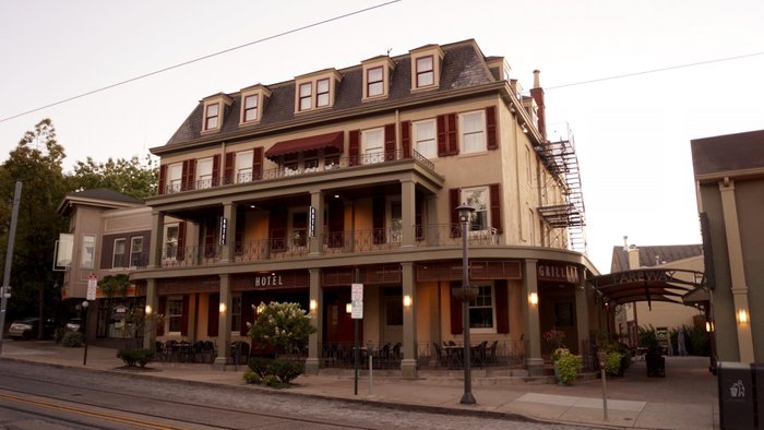 Chestnut Hill Hotel Restaurant: Pictures & Reviews - Tripadvisor