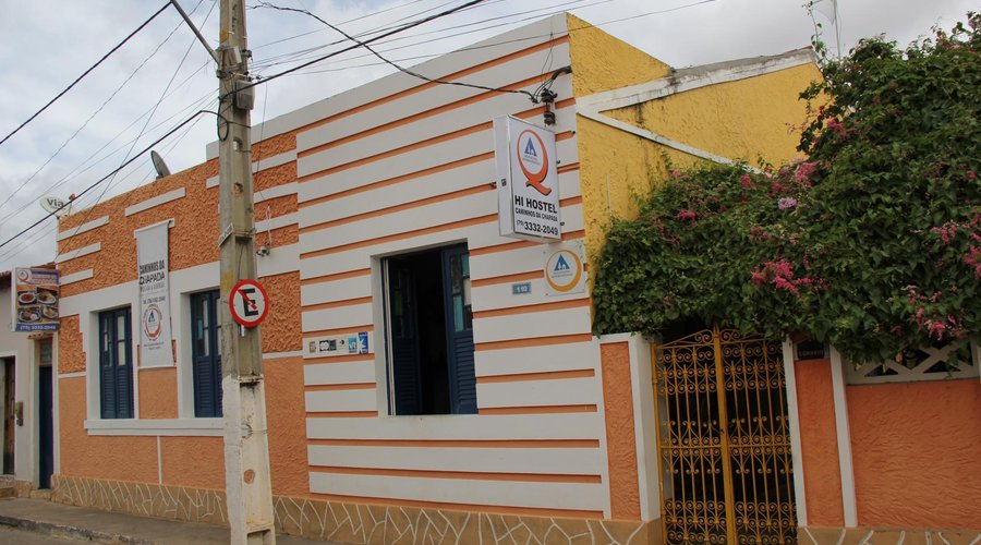 Fachada do Hi Hostel Caminhos da Chapadal