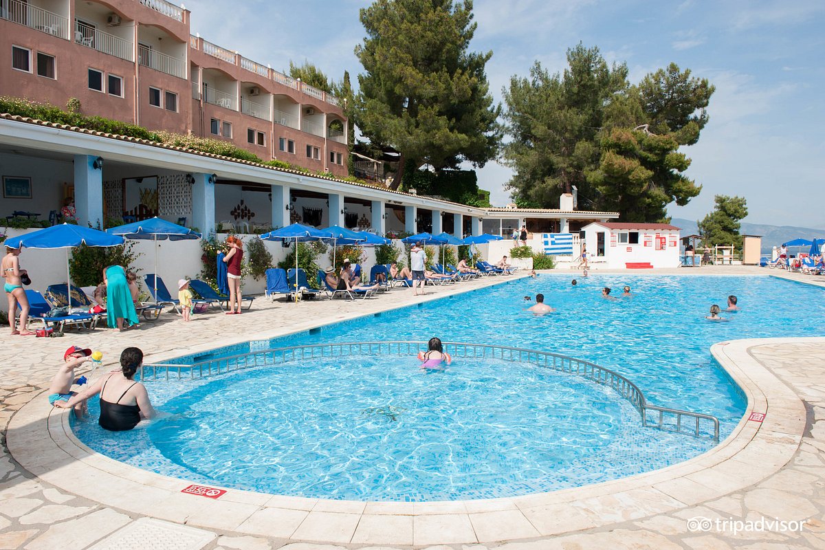Sunshine Corfu Hotel &amp; Spa, hotel in Corfu