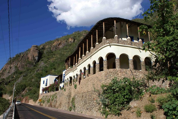 HOTEL HACIENDA DEL RIO - Farm Hotel Reviews (Batopilas, Mexico) HOTEL HACIENDA DEL RIO - Farm Hotel Reviews (Batopilas, Mexico)