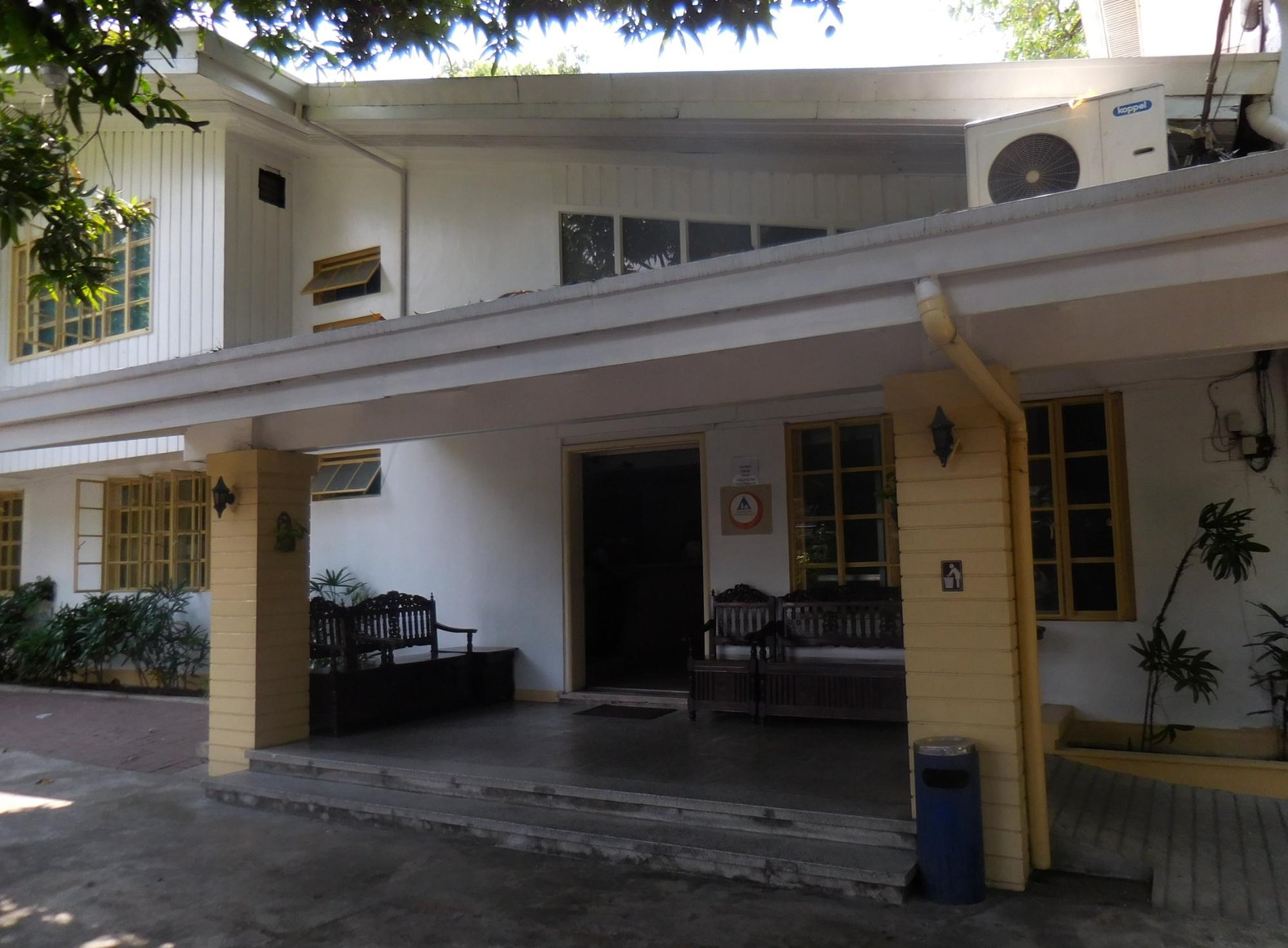 Manila International Youth Hostel by null