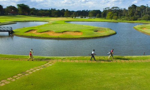 For a memorable golf vacation that always delivers much more than it promises, Kenya is the natu