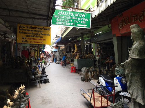 Spare bag needed as so much shopping! - Review of Chatuchak Weekend Market,  Bangkok, Thailand - Tripadvisor