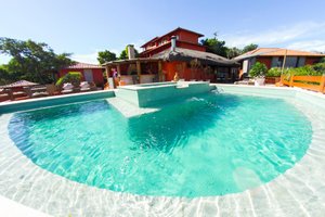 Piscina e praia