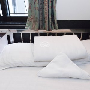 The Deluxe Twin Room at the Apple Hostel