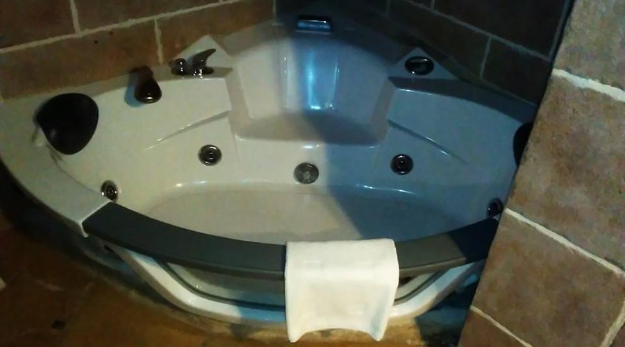 Jacuzzi