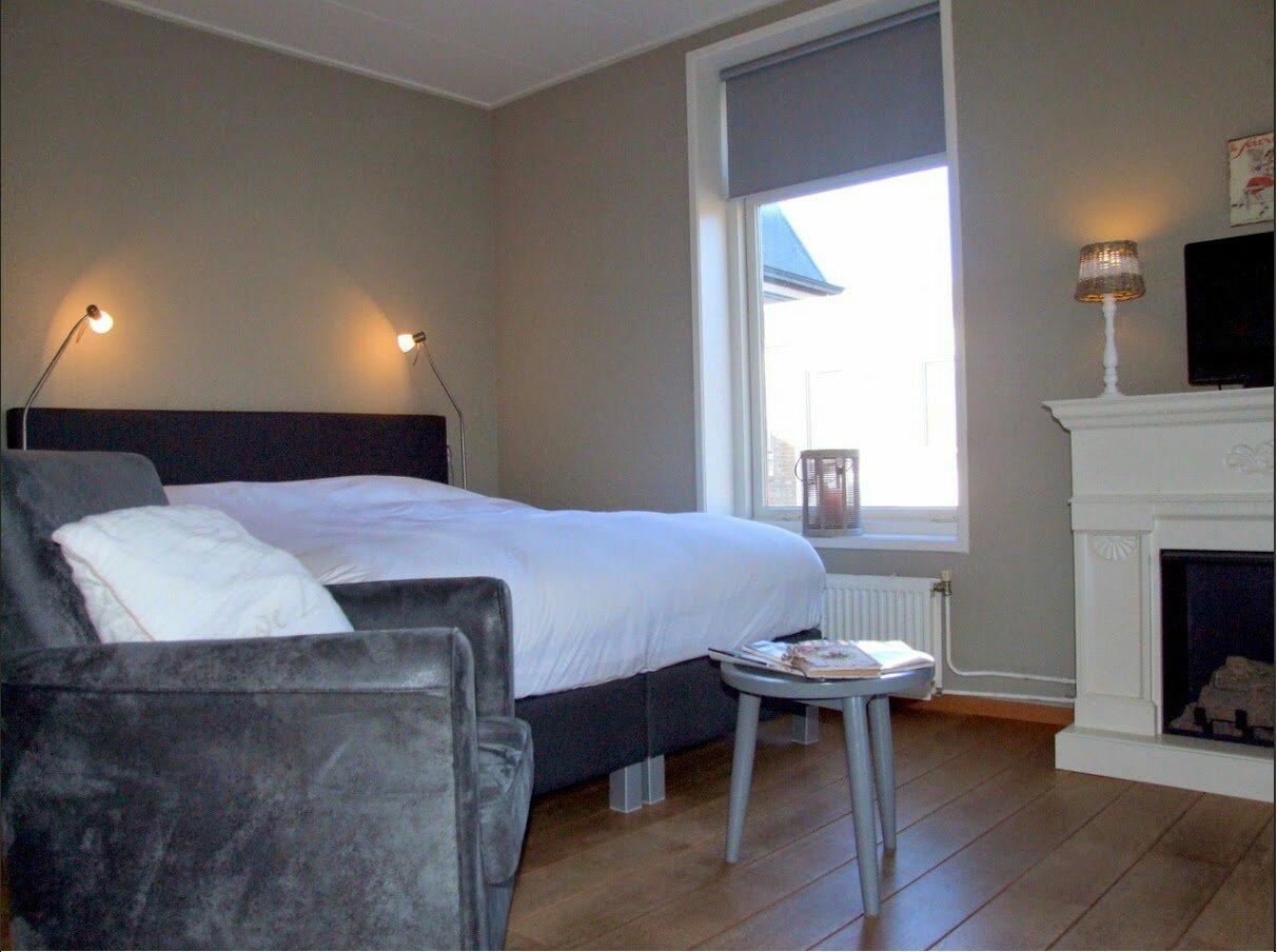 BED &BREAKFAST AAN ZEE - B&B Reviews (Egmond Aan Zee, The Netherlands)