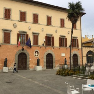 Plaza in Ortebello