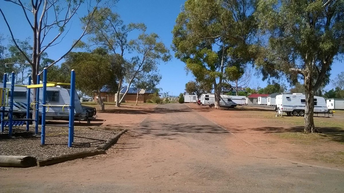 LAKEVIEW CARAVAN PARK: 2022 Reviews (Broken Hill) - Photos of ...