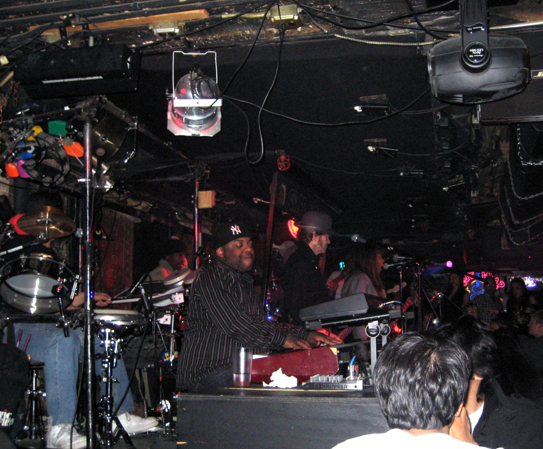 CAFE WHA, New York City - Greenwich Village - Restaurant