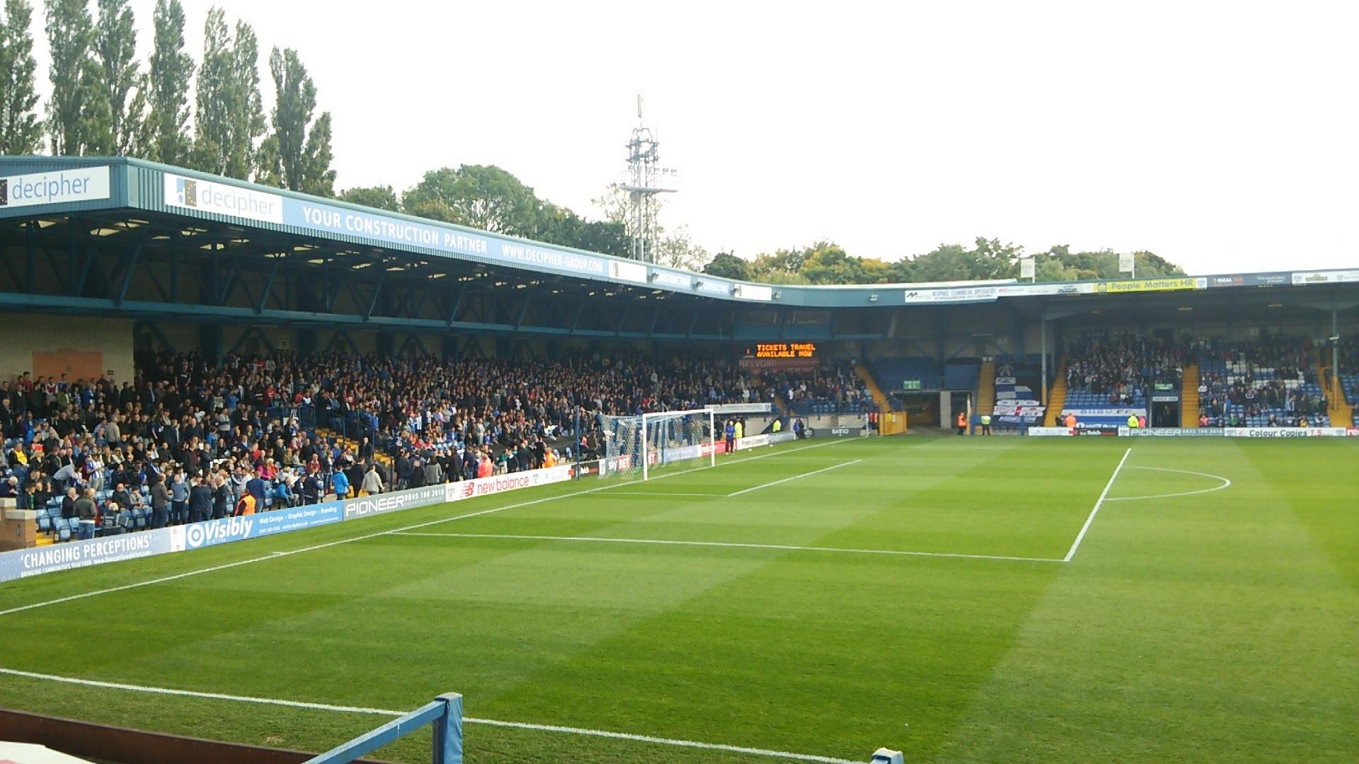 Gigg lane store