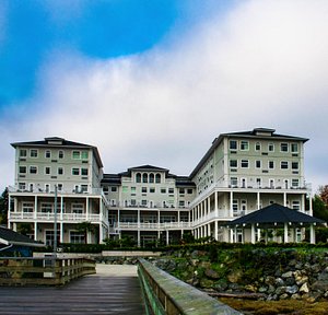 Hotel in Sooke  Prestige Oceanfront Resort