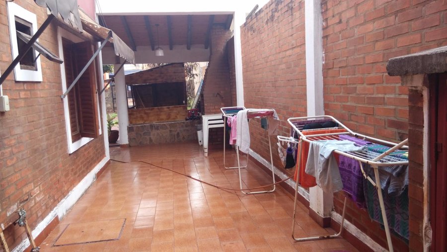 Open area for hanging your laundry to air-dry