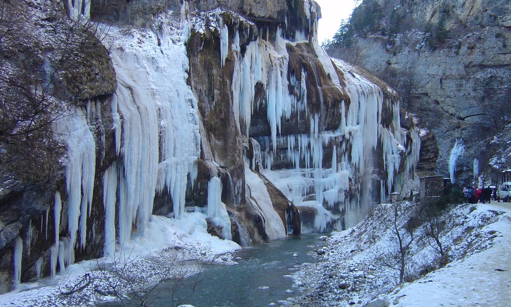 Картинки чегемские водопады