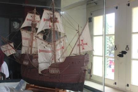 koleksi museum