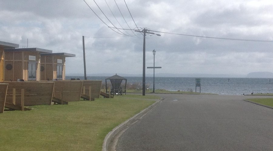 Other quirky cabins with water views + TV in these