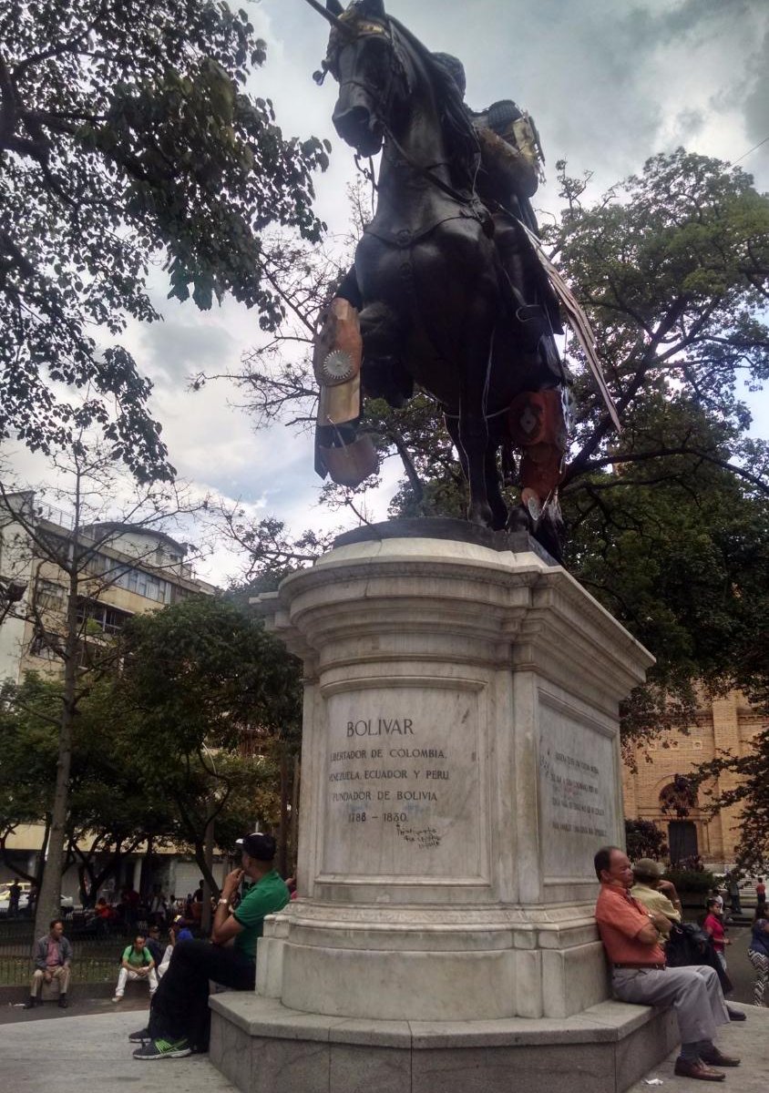 Parque de Bolivar - Qué SABER antes de ir (ACTUALIZADO 2024) - Tripadvisor