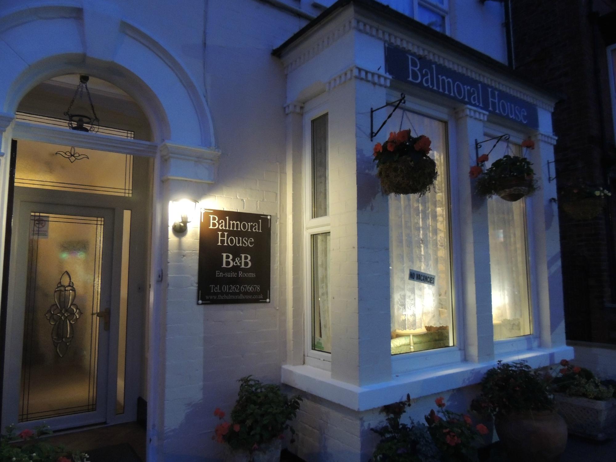 THE BALMORAL HOUSE - B&B Reviews (Bridlington, United Kingdom)