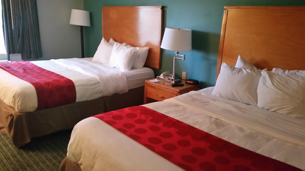 Beware: not a family place - Review of Louisville Manor Motel, Shively, KY  - Tripadvisor