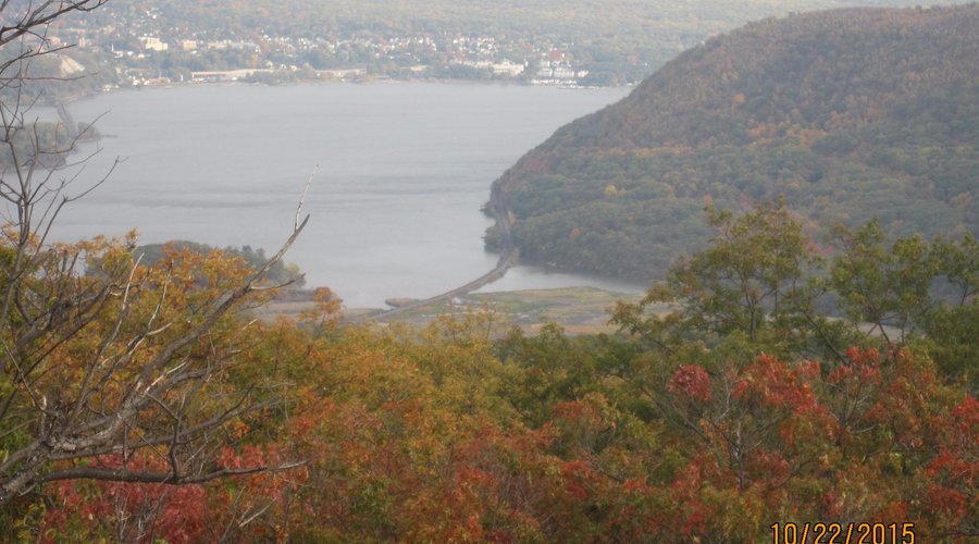 View of the Hudson River From Perkins Memorial Drive