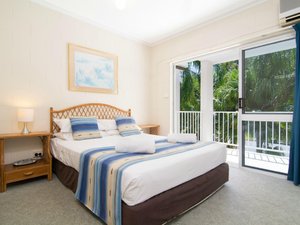 Room & Suite