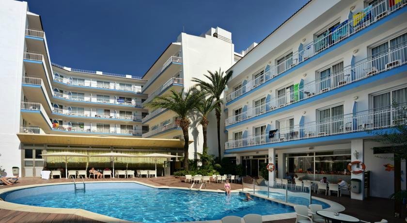 fachada piscina
