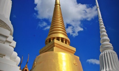 Golden stupa @ Wat Senassanaram - Ayutthaya