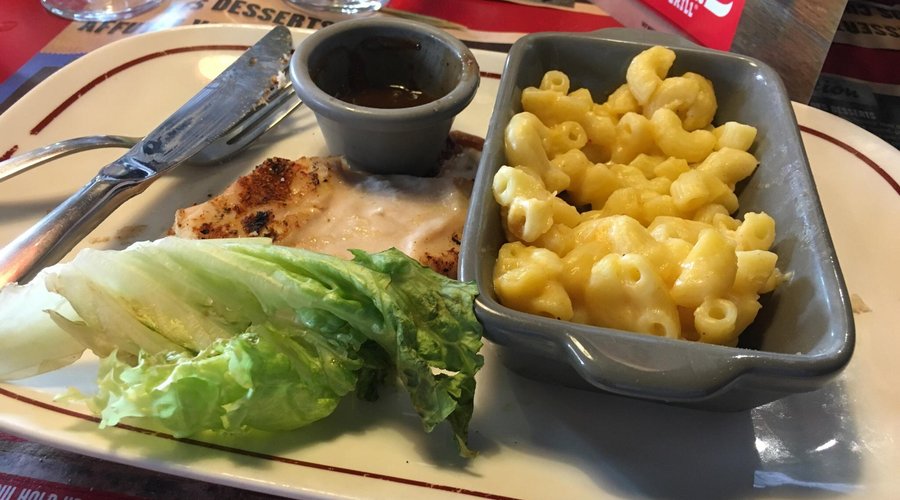 Le Buffalo grill de lesquin : passez votre chemin !Frittes réchauffées, salades en sale état, p