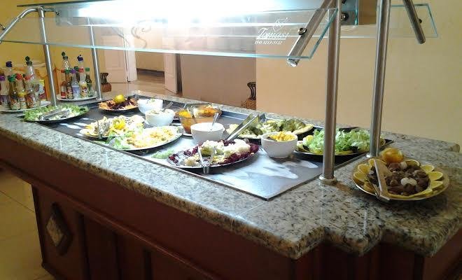 Parte do buffet do Arcozelo Palace Hotel