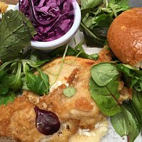 £6.95 for an oversized chicken nugget on a bun not exactly a chicken burger!