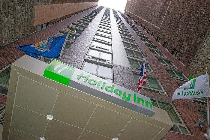 hotel holiday inn new york address