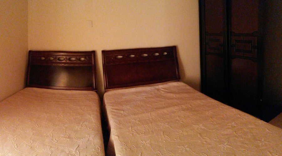 Twin Bedroom