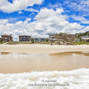 www.goldcoaststays.com.au